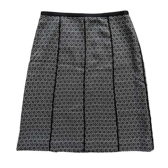 Ann Taylor 100% Silk midi Skirt Women's Sz 8 Black Print pattern Preppy Academia - Picture 1 of 10